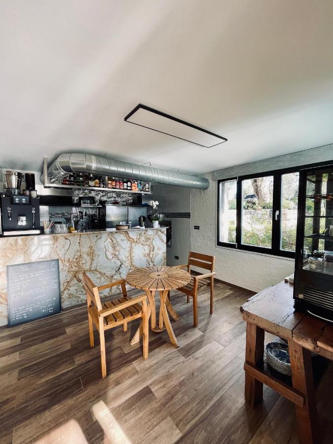 Bed & Breakfast Escondida *